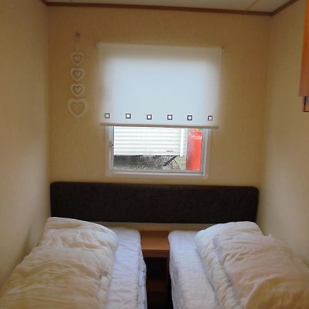 6 Berth Heated On The Chase Brisbane Apartment Инголдмелс Екстериор снимка