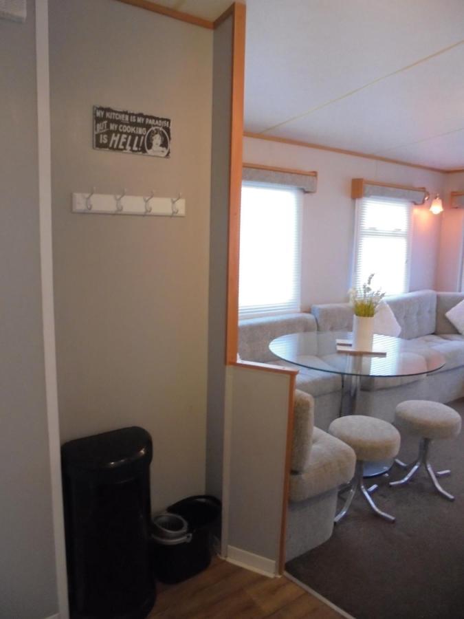 6 Berth Heated On The Chase Brisbane Apartment Инголдмелс Екстериор снимка