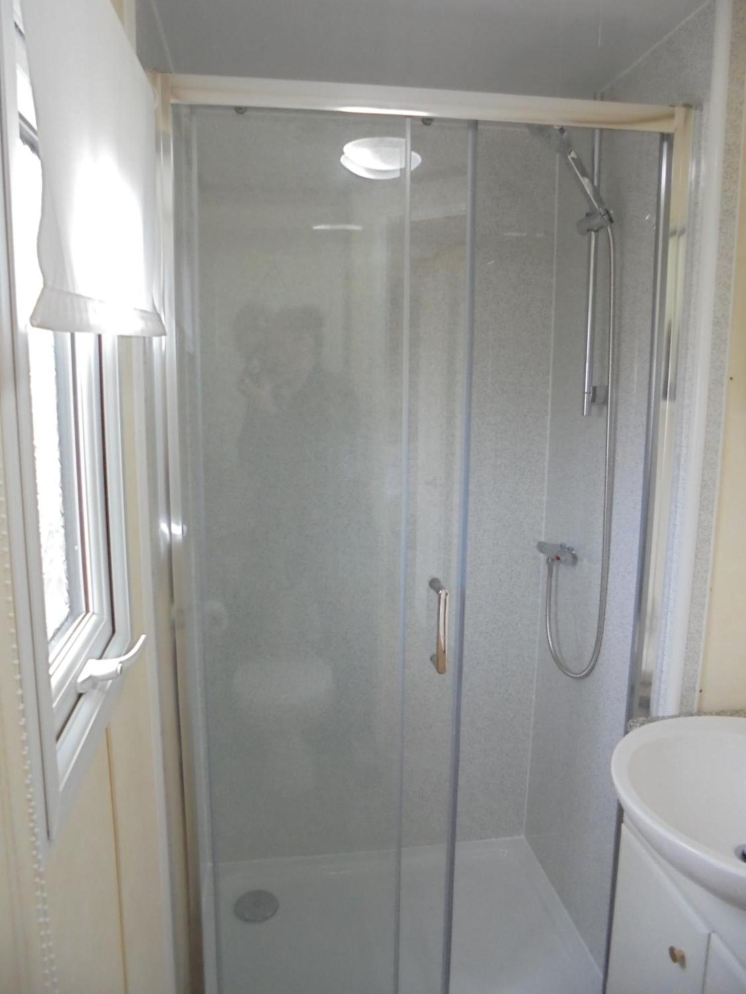 6 Berth Heated On The Chase Brisbane Apartment Инголдмелс Екстериор снимка